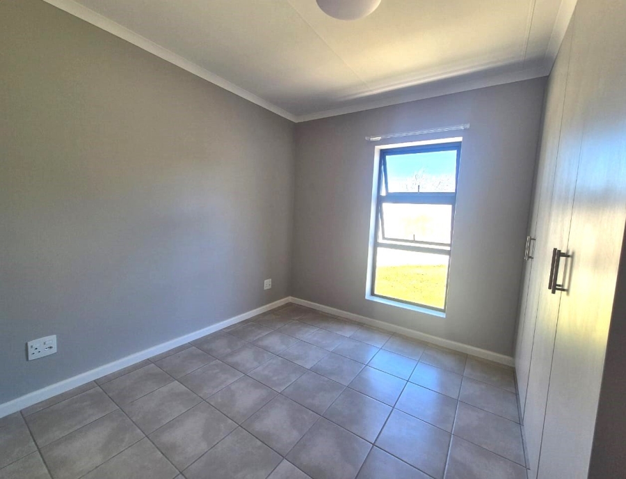 2 Bedroom Property for Sale in Pacaltsdorp Western Cape